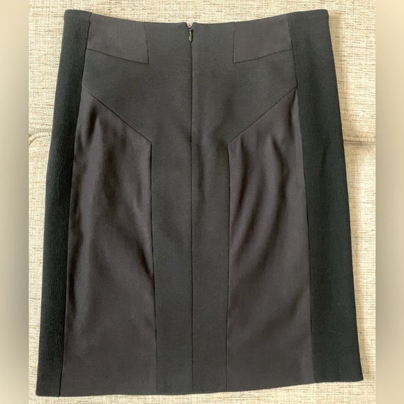 RAG & BONE Contrast Panel Pencil Skirt in Black, Size 4 - Picture 3 of 4